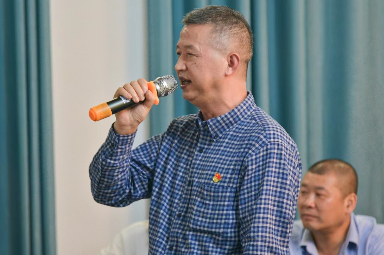 走訪紅色基地 領(lǐng)悟初心使命——巨人集團(tuán)黨委開展黨建活動 走訪紅色基地 領(lǐng)悟初心使命——巨人集團(tuán)黨委開展黨建活動