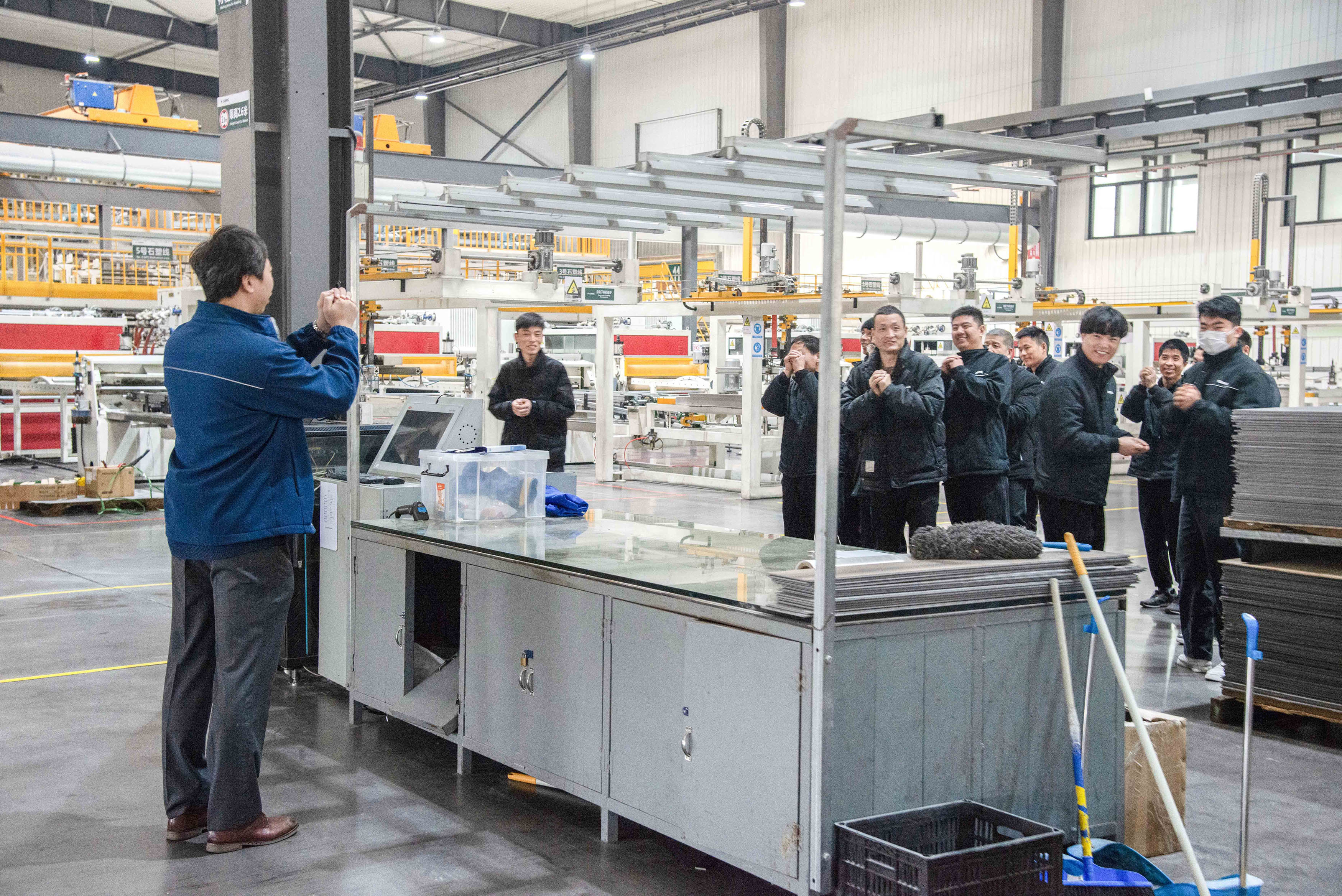 祥龍騰飛迎開工 春到巨人工業(yè)園 祥龍騰飛迎開工 春到巨人工業(yè)園