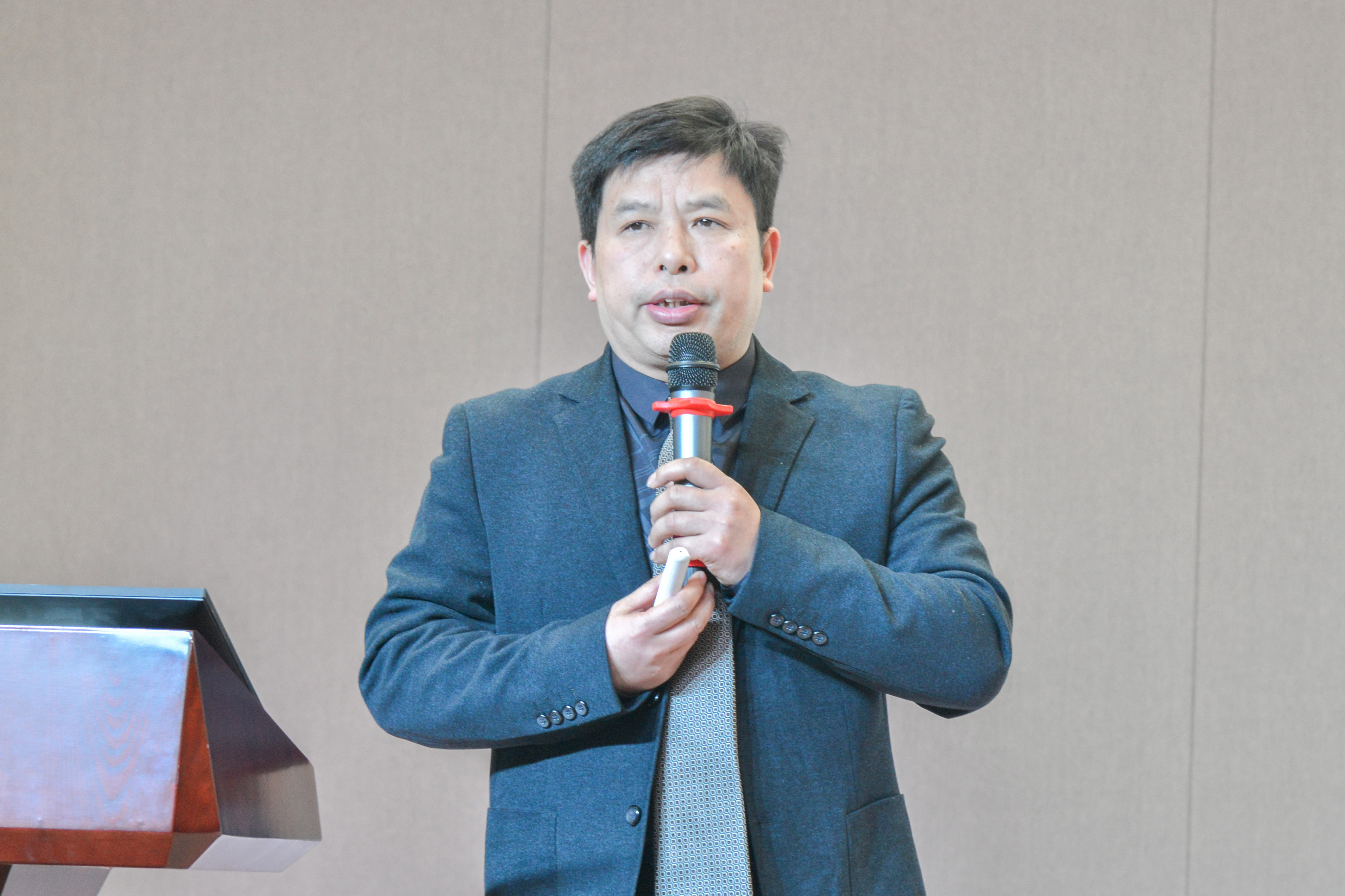 破風(fēng)浪 共揚(yáng)帆——巨人集團(tuán)公司召開2024迎春大會 破風(fēng)浪 共揚(yáng)帆——巨人集團(tuán)公司召開2024迎春大會