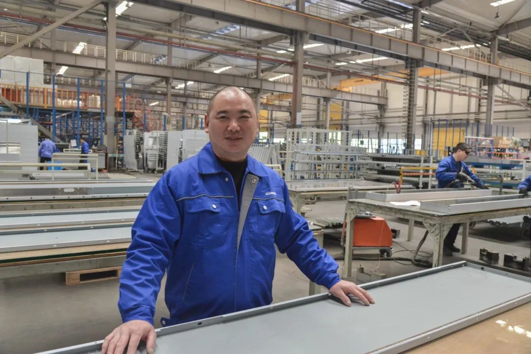 點(diǎn)贊 | 小兵大義 躍水救人 點(diǎn)贊 | 小兵大義 躍水救人