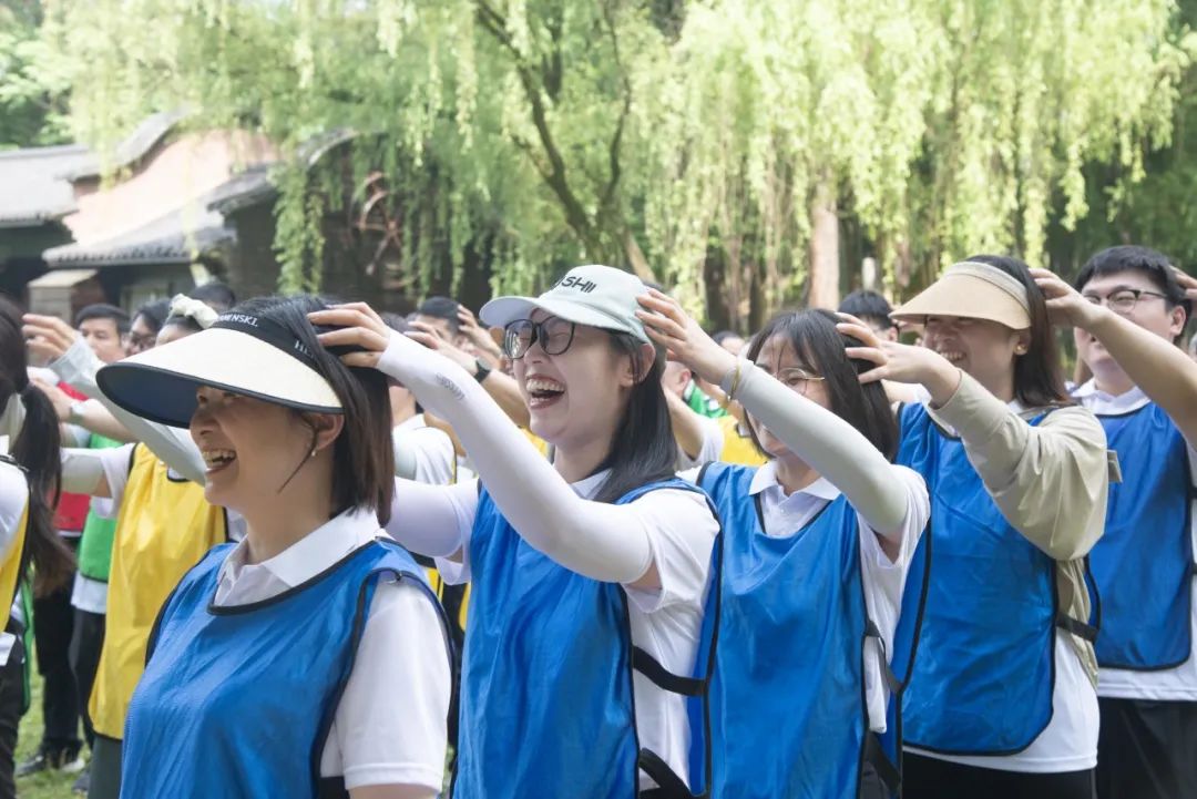 熱辣滾燙 揚(yáng)帆未來——巨人集團(tuán)公司團(tuán)建之旅 熱辣滾燙 揚(yáng)帆未來——巨人集團(tuán)公司團(tuán)建之旅